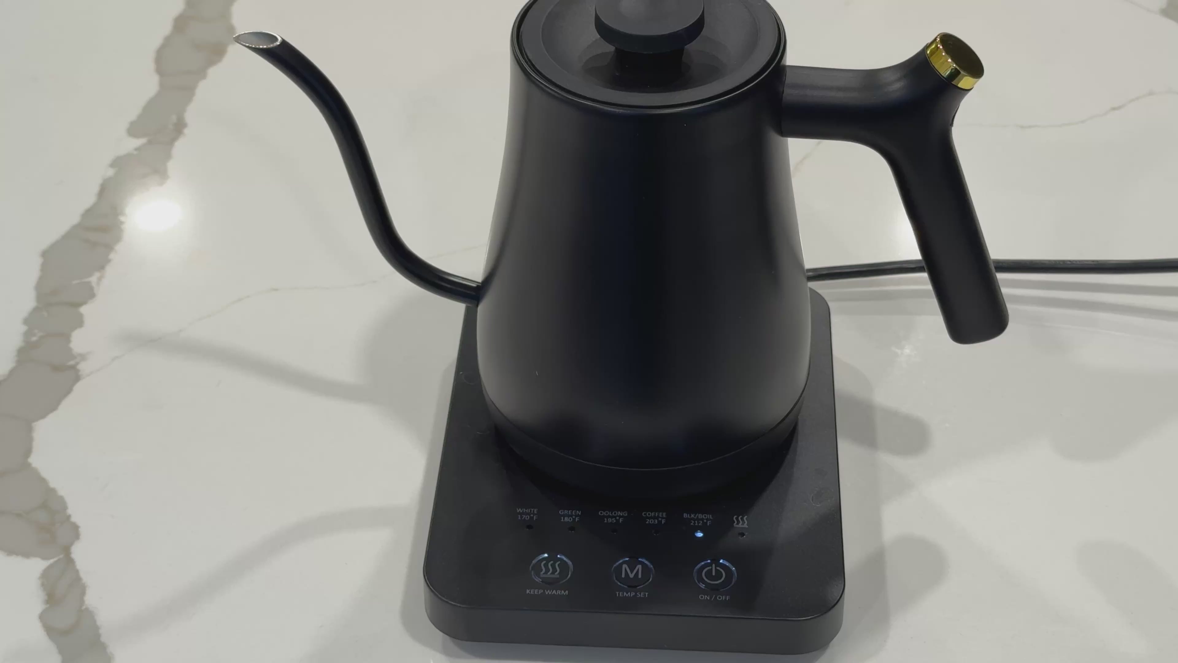 Charger la vidéo : The Busy People’s Kettle