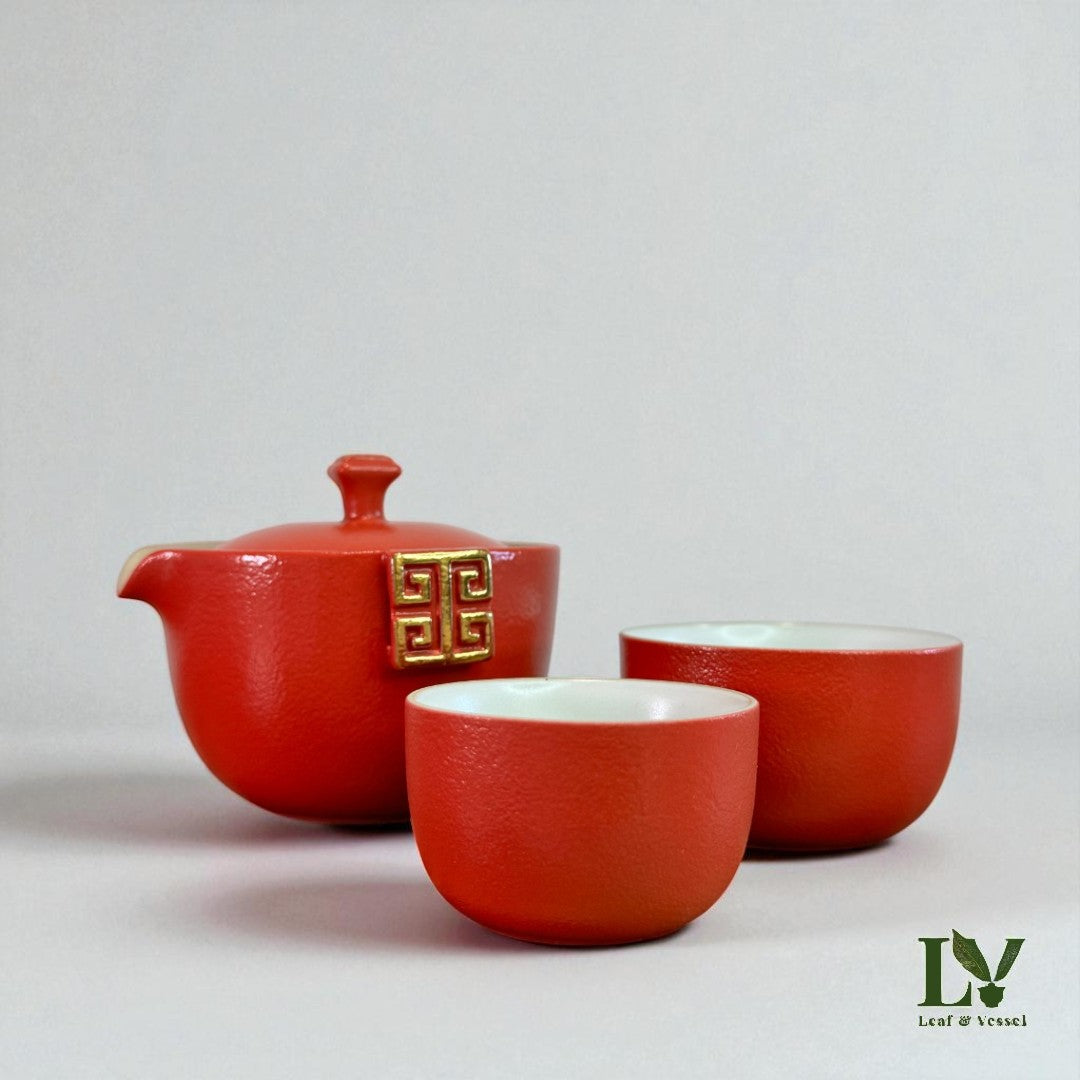 "Unbroken Line"  5 Piece Covered Bowl/Gaiwan Tea Set