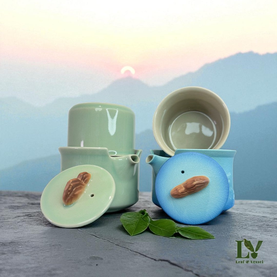 Distant Mountain 5-Piece Travel Tea Set